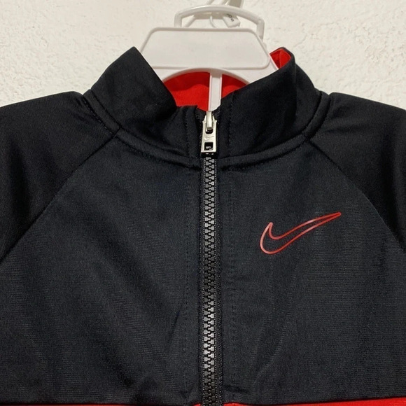 Nike Boy`s Therma Dri-Fit 2 Piece Tracksuit - Picture 3 of 9